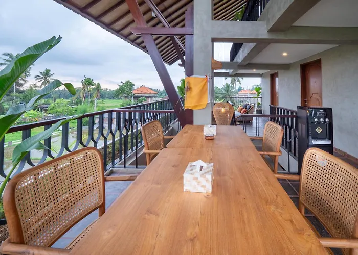 Tarate Loft Aparthotel 3*